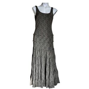 Jones NY geometric patterned tiered lined curve enhancing figure flattering maxi